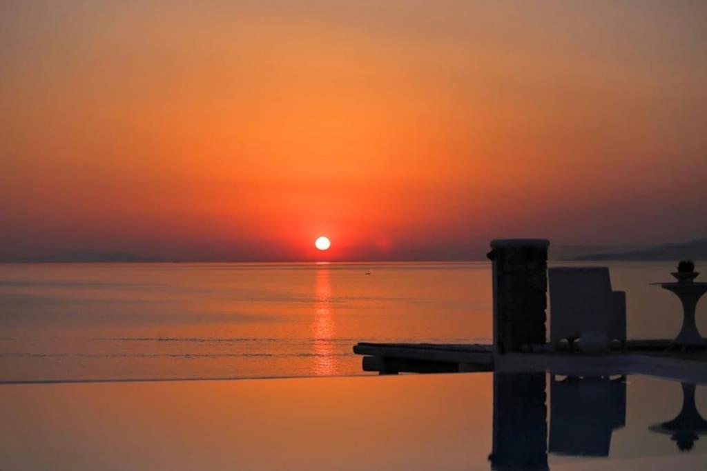 Mykonos Sea View Luxury Villa By Calypso Sunset Villas Mykonos Town エクステリア 写真